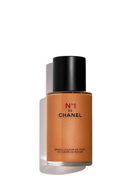 de chanel skin enhancer.